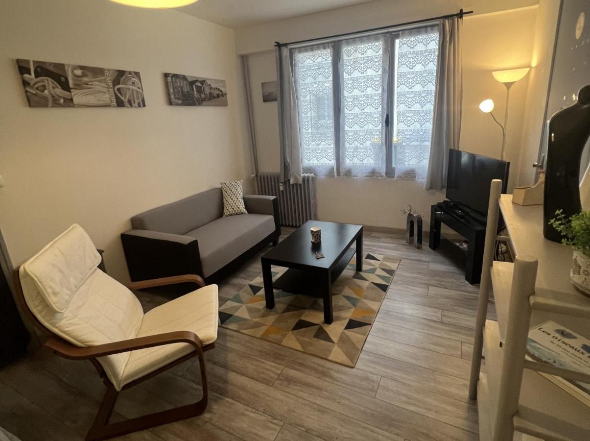 Le P'Tit Gris Apartment Rochefort  Ngoại thất bức ảnh